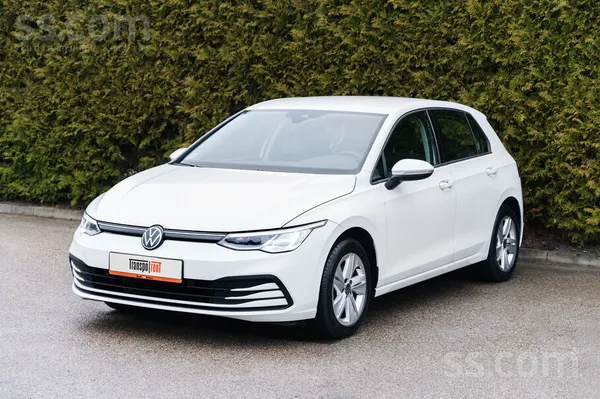 Volkswagen Pārdodam Volkswagen Golf 8 Life 1.0 Tsi 110H 6G wh