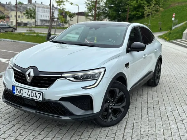Renault Pārdod Reno Arkana perfektā tehniskā un vizuālā st