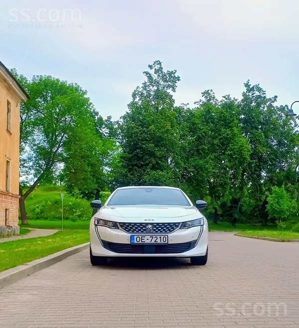 Peugeot Pārdod skaistu un ekonomisku Peugeot 508 Plug-in H