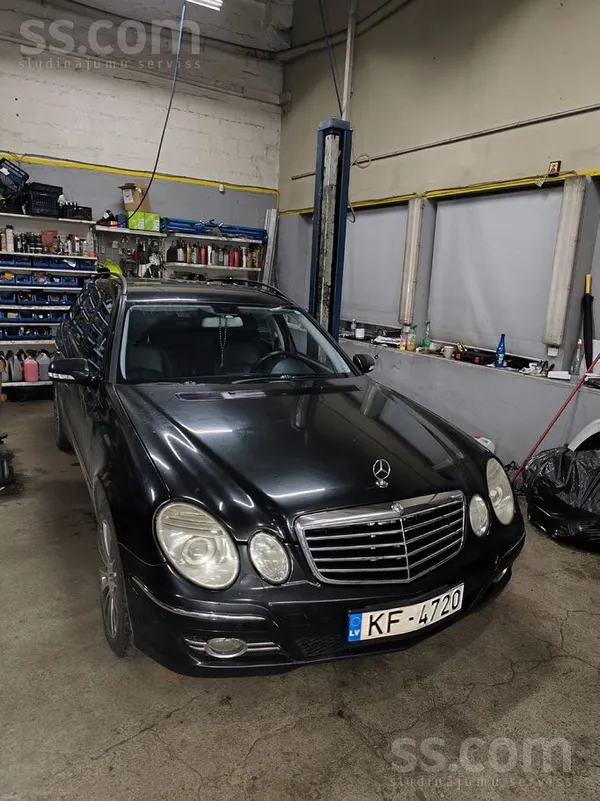 Mercedes В продаже а/м Mercedes E320D 4matik 165kw. Машина 