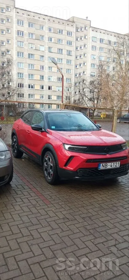 Opel Mašīna no salona, viens īpašnieks. 