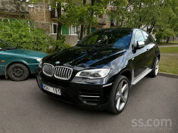 BMW Продается авто BMW x6 M5.0d в очень хорошем визуал