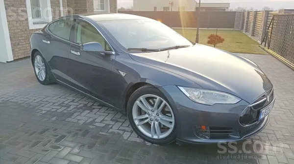 Tesla Tesla Model S 70D (pilnpiedziņa Awd)