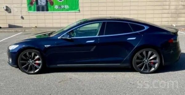 Tesla Bezmaksas uzlāde visos Tesla Supercharger uzlādes 