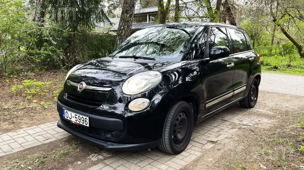 Fiat Pārdodas kopts un uzticams Fiat 500L, 2015. gada i