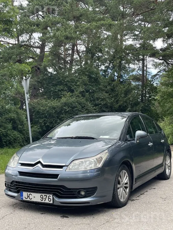 Citroen Citroën C4 2.0i 16V Exclusive – Automāts