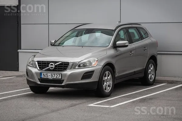 Volvo Xc60 2.4 dīzelis, Automāts. 

Volvo Xc60 Awd – 6 gang dīzelis 2011.g