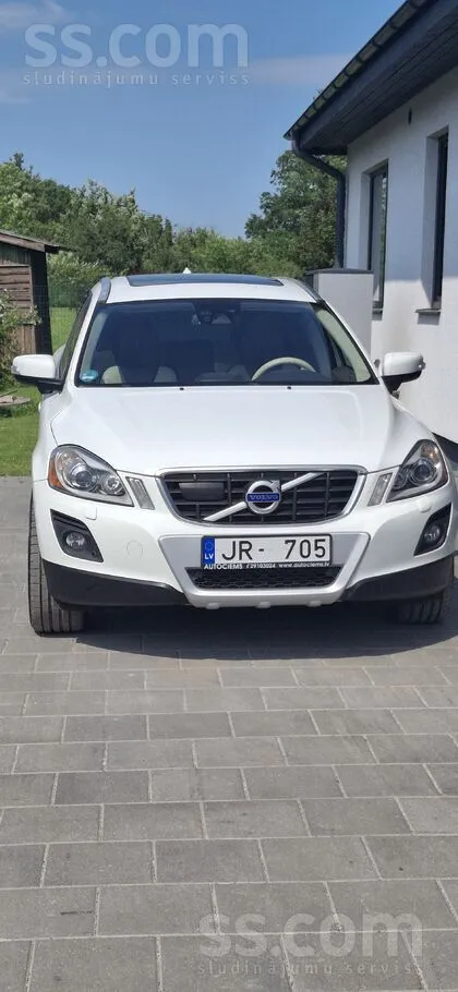 Volvo Ļoti laba stāvoklī, kopta un cītīgi aprūpēta. ...