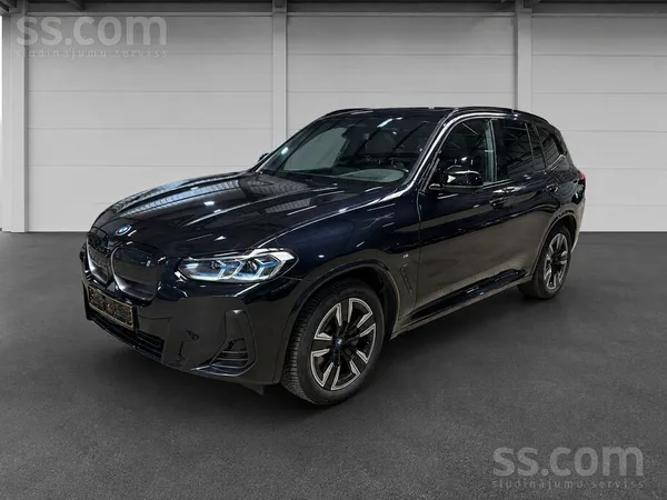 BMW iX3 ar 80 kwh lielu bateriju, Facelift modelis, pilna M-paka, viena no pilnākām komplektācijām. 

Palīdzēsim noformēt a ...