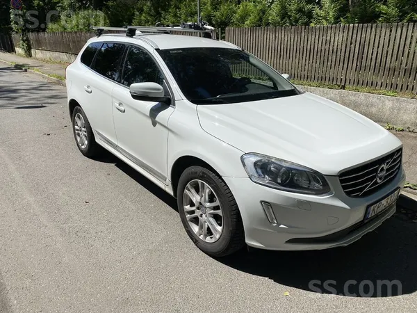Volvo Labs un uzticams ģimenes auto. 2.4D 158kW. Plašs s