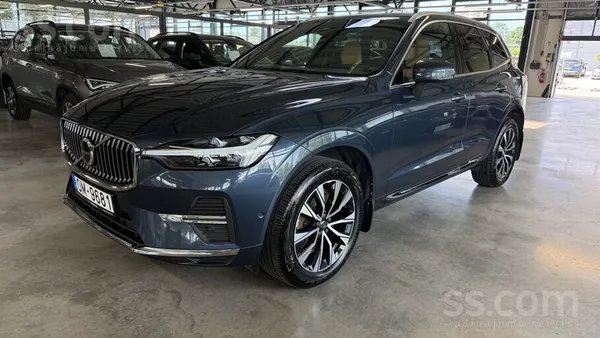 Volvo 2.0 Benzīns (250Zs), Automāts, 4X4.