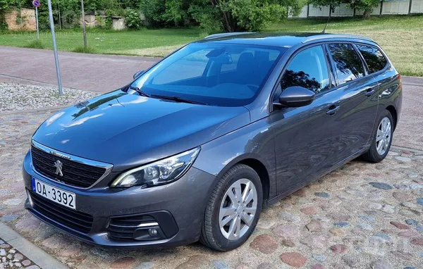 Peugeot Pārdodu lielisku, koptu auto, jo šis ir palicis kā