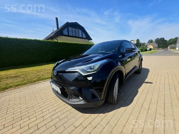 Toyota Toyota C-Hr 1.8 Hybrid Максимальная комплектация и