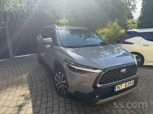 Toyota Toyota Corolla Cross Awd Hybrid mazlietots, teicam