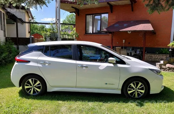Nissan Отличный автомобиль. ТО до 14.07.27. 40kw, 150 л/с