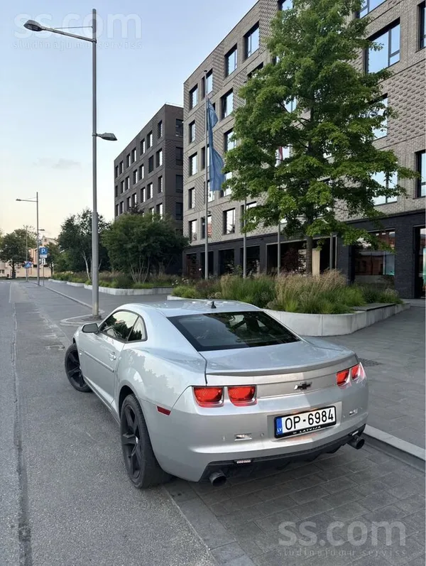 Chevrolet Comaro RS 12.2011g. at jaunu TA
