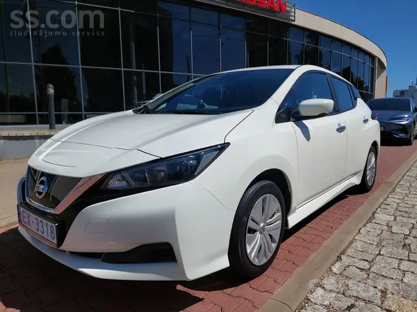 Nissan - 1