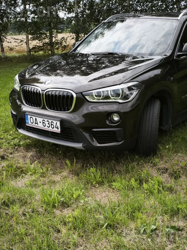 BMW BMW X1 sDrive18d (F48; 2016.gads) 110 kW/150 Zs). 