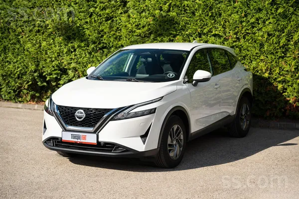 Nissan Nissan Qashqai 1.3 Mhev Acenta 2Wd Xtronic 158 zs.
