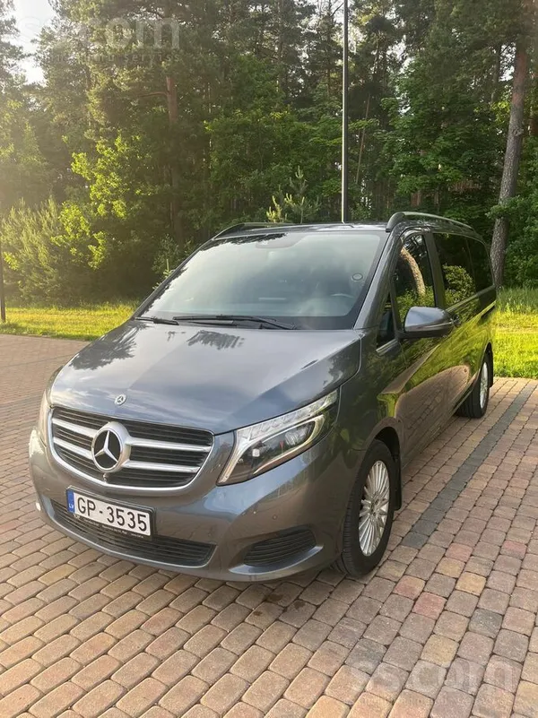 Mercedes Automašīna ir labā stāvoklī, iegādāta un braukta L