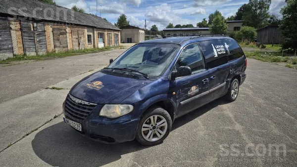 Chrysler Ideāls ģimenes auto, salonā nav smēķēts, tikko mai