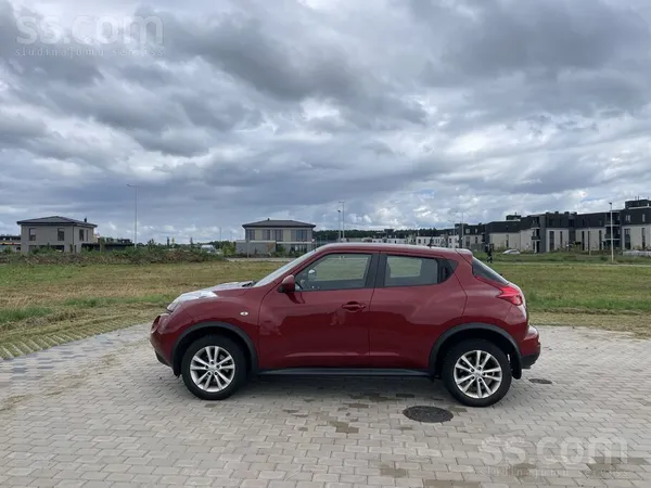 Nissan Pārdod Nissan Juke 1.6 benzīns (86 kW), 2013. gads