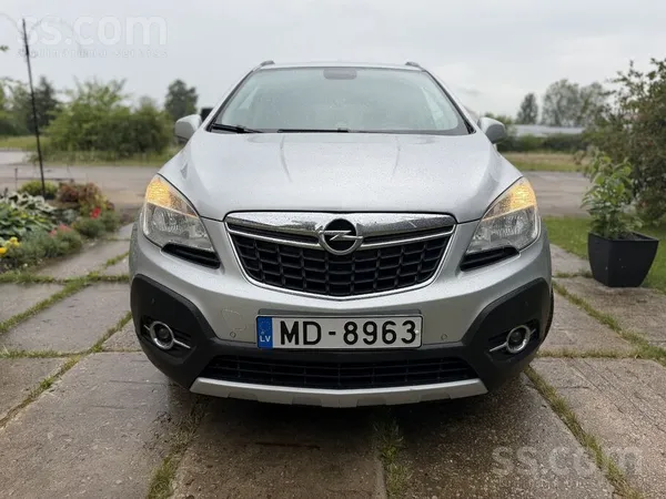 Opel Pārdodu Opel Mokka 1.7 dīzeli ar 6 ātrumu manuālo 