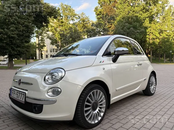 Fiat Pārdod Fiat 500c, labā komplektācijā, ziemā nav li