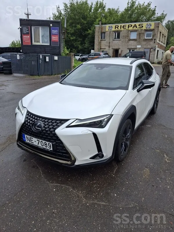 Lexus Lexus Ux250H 2.0l hibrīds. 112kw 