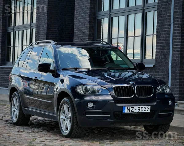 BMW X5 E70 Xdrive, 3.0D 173kw / 235z/s - ar bagātīgu aprīkojumu. 

Tehnisk