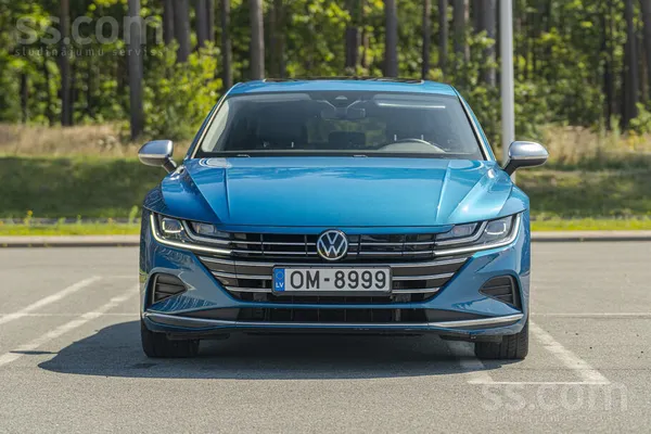 Volkswagen VW Arteon hybrid. 