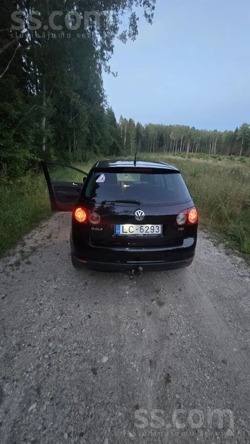 Volkswagen Мошина в хорошем состоянии. Информация по телефону