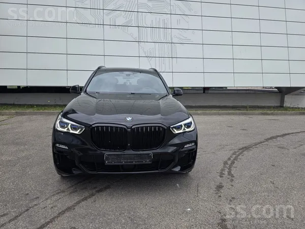 BMW Pārdodu BMW X5 xDrive40i G05 250kW. Individual, So