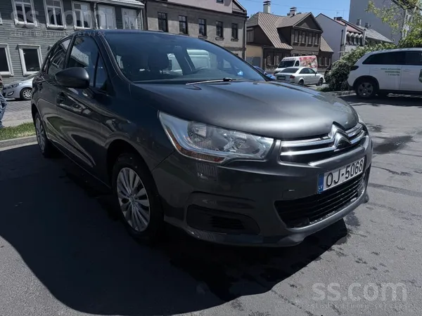 Citroen Pārdodu ļoti labu un ekonomisku Citroen C4 2013 ga