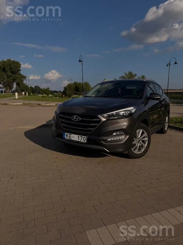 Hyundai Pārdodu Hyundai Tucson, sakarā ar to, ka ģimenes v