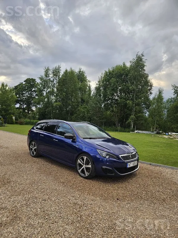 Peugeot Piedāvāju Peugeot 308 GT Line 2.0D 133kW automātu.