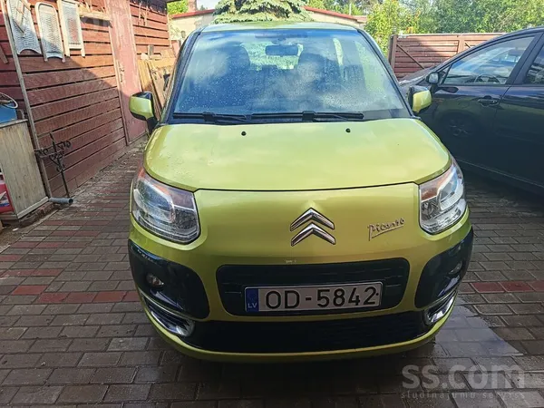 Citroen Jauna TA 09.06.2027 1, 6d 66kw .gadu atpakaĺ atdzĩ