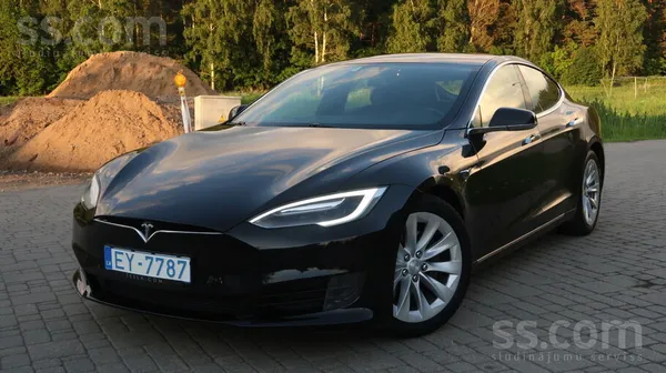 Tesla Tesla model S75D Autopilot 2, 0 versija. Batereja 