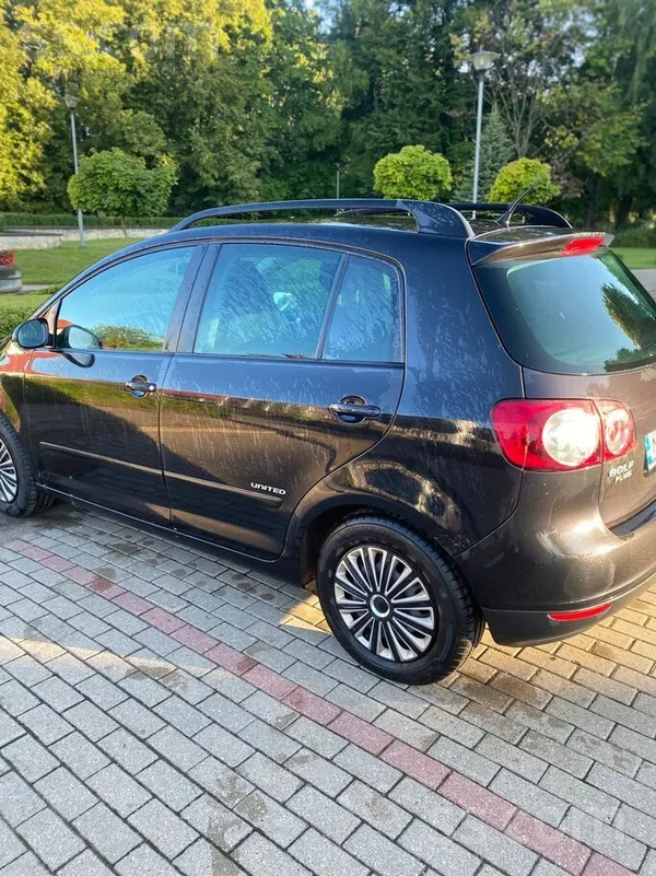 Volkswagen Pārdodu Golf Plus. 