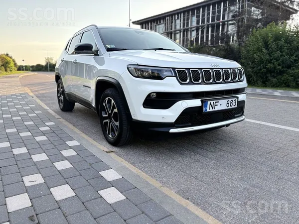 Jeep Pārdošanā Jeep Compass Limited, 2022. gads. Tikko
