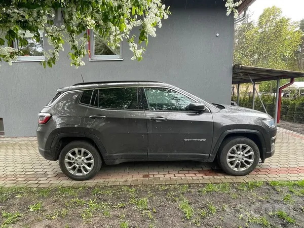 Jeep Jeep Compass 1.7 dīzelis. Ļoti labā stāvoklī. 