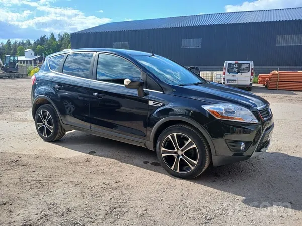 Ford Pārdodu automašīnu. 