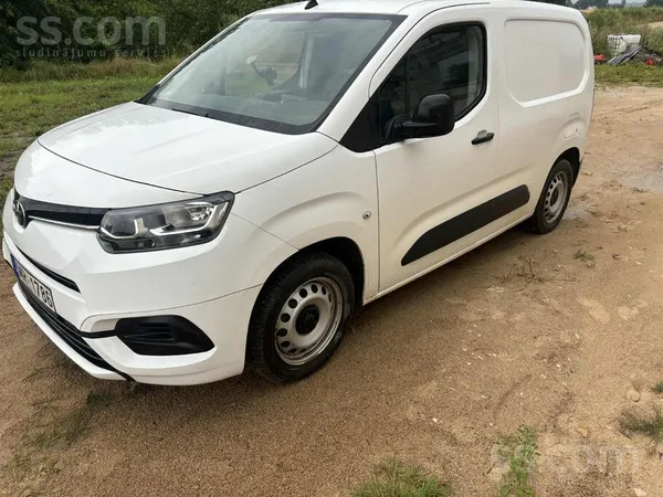 Pārdod, jo iegādāts cits auto.