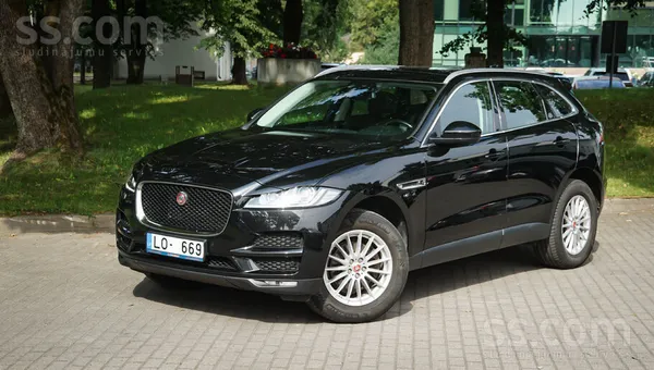 Jaguar F-pace 2.0d 132kw/177hp.
Lizings No 175eur/men.
Lai pārbaudīt