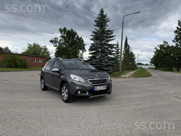 Peugeot Peugeot 2008 1.2 benzīn Motors - Tikko no Vācijas.