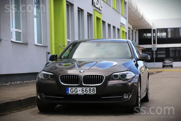 BMW 2.0d/135kW, automāts. 