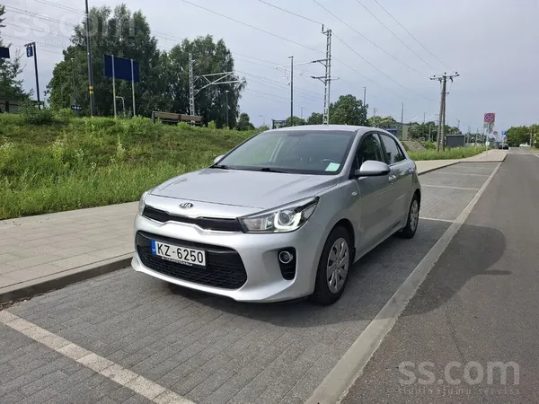 Продаётся Kia Rio 2017 года с оригинальным пробегом. Подогрев сидений и руля