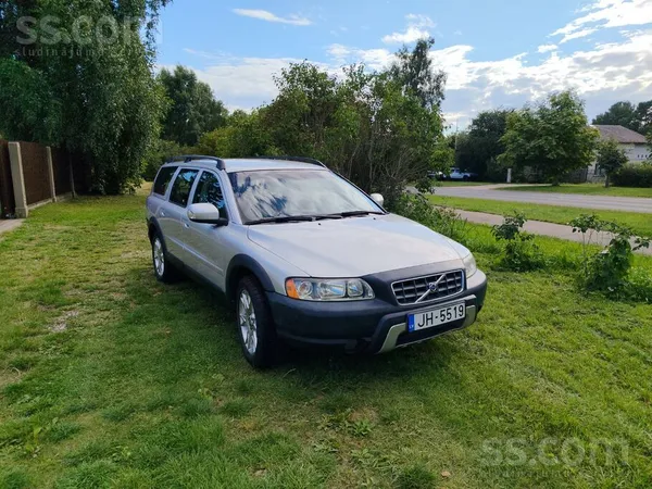 Volvo Pārdodu XC 70 2.4 D5 Euro4