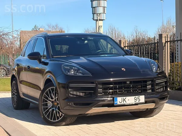 Porsche Cayenne Turbo 550 ZS Pirkts Latvijā Pilna Porsche servisa vēsture