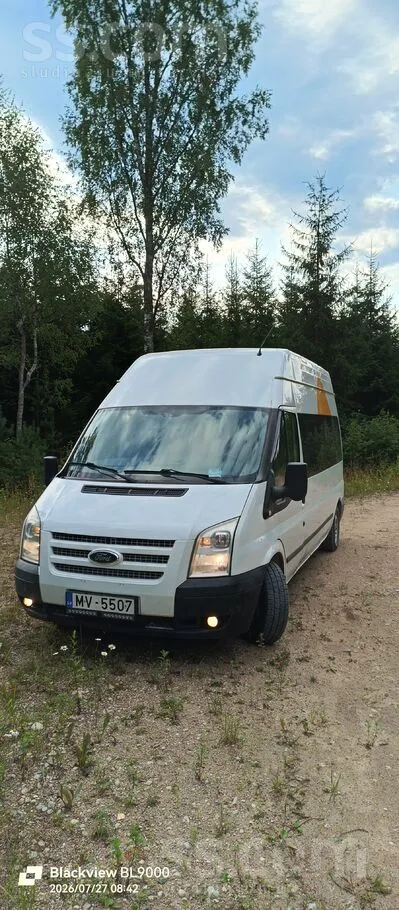 Ford Tirgojas 9 vietīgs busiņš ar nesen izietu tehnisko